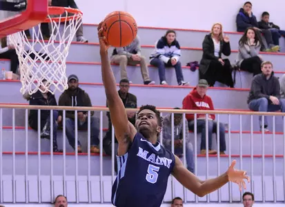 Eke's 25 Points Lifts Men's Basketball over UMass Lowell, 95-81 Image