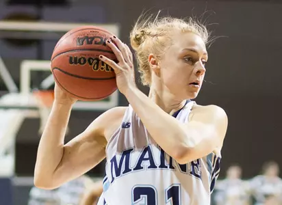 Wood's Season-High Lifts Women's Hoops by UNH Image