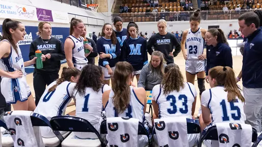 bench-huddle-wbb
