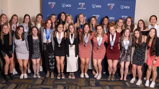 Women's Swim