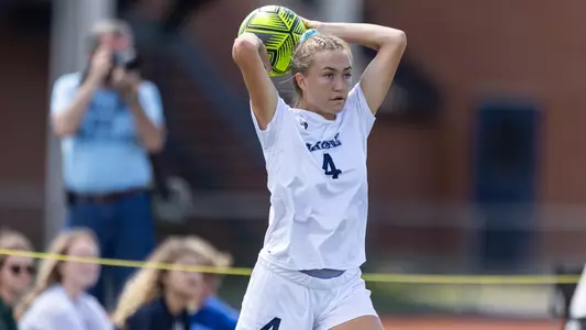 Emma Schneider throws the ball in