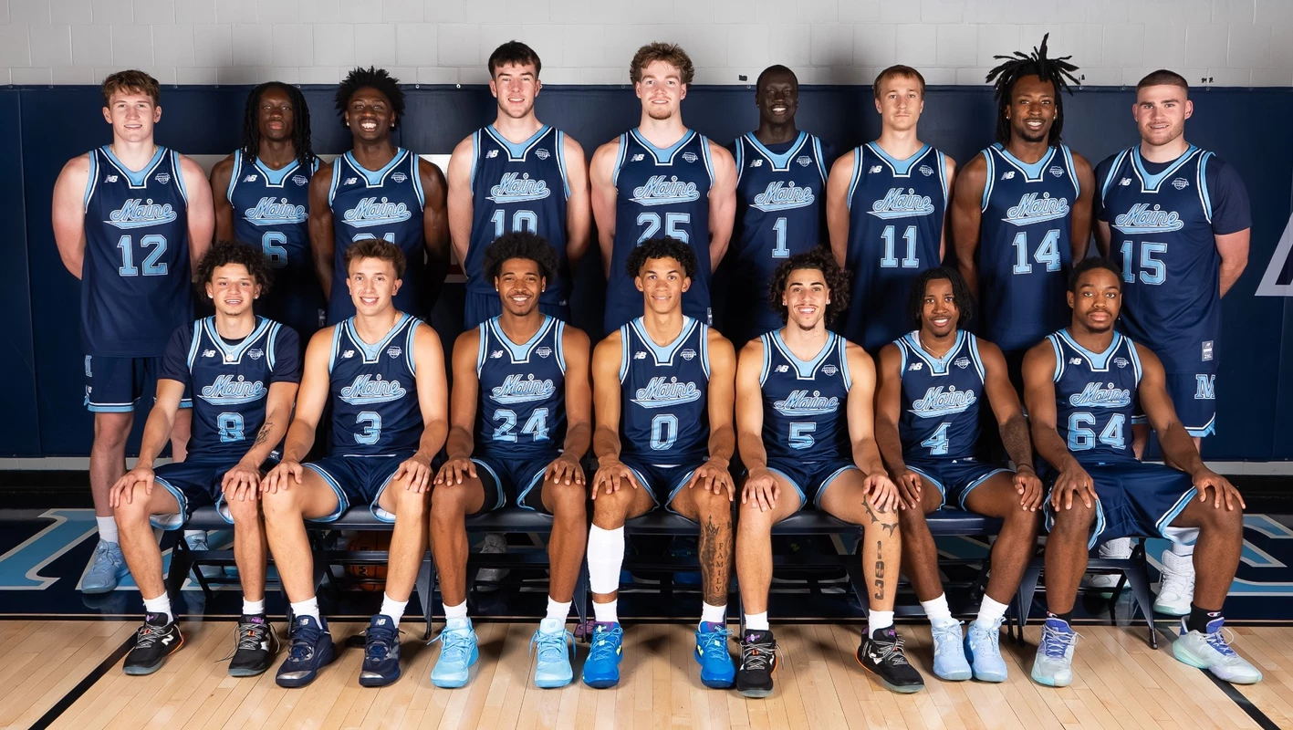 MBB Team Photo 25-26