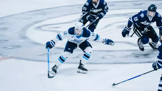 UNH, Maine battle to 2-2 tie in preseason Buffalo Wild Wings Border Battle Image