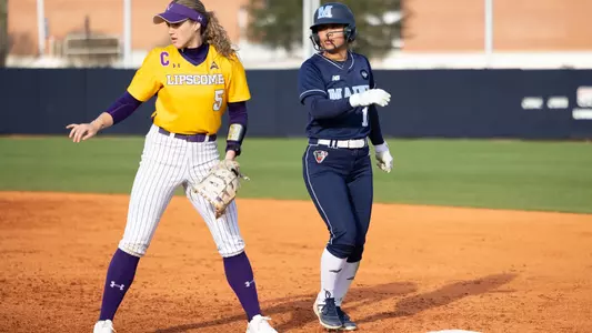 Abby Rhee on Base.