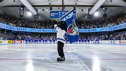 Alfond Arena pregame starting lineups.