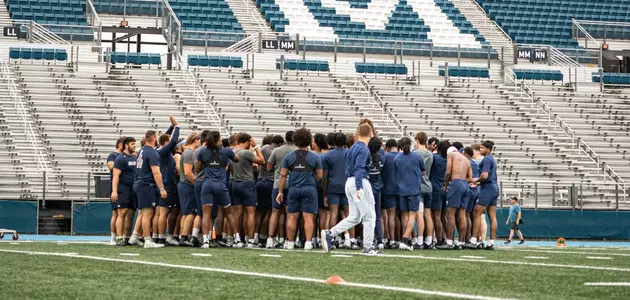 FB Team Lift Photo