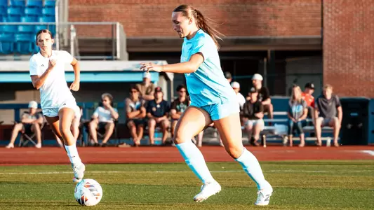 Stella Jarvais in action.