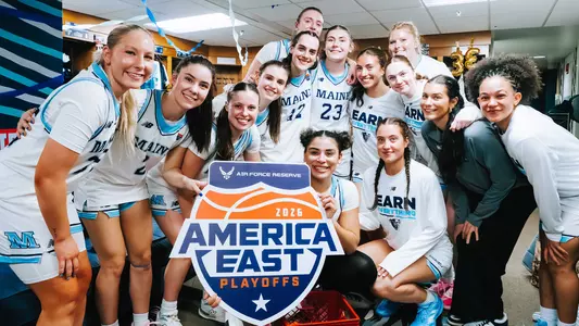wbb-semifinal-team-photo