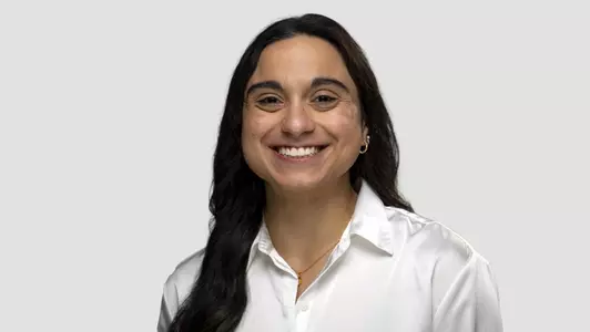 Isabelle Irani posed photo for co-salutatorian accolade