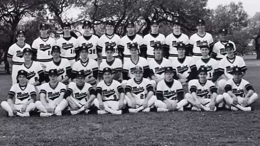 A team photo of the 1984 baseball team.