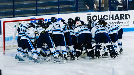 WIH_TeamHuddle