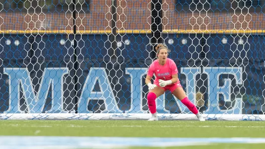 Elena Barenberg in goal.