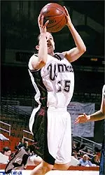 Kathy Coyner's two free throws with 30 seconds left put UMass up for good.