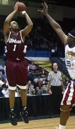 Rashaun Freeman has been named the Atlantic 10 Rookie of the Week.