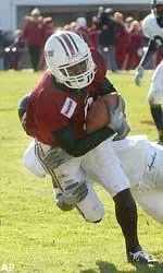 Dominique Stewart had three receptions for 32 yards.