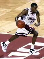 Maurice Maxwell scores 17 points against Rhode Island.