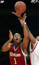 Rashaun Freeman goes up for a shot in the first half. (AP Photo/Kathy Willens)