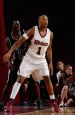 Freeman had a double-double with 25 points and 10 rebounds in UMass' win over Dartmouth Saturday night.