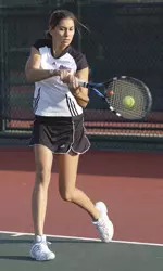 Masha Pozar teammed with Michele Spiess two win first doubles.