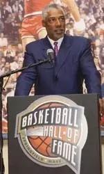 Julius Erving hosts his 3rd Annual Golf Classic at the Basketball Hall of Fame and the Orchards on July 30-31.