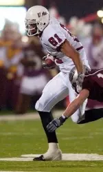 London played in 43 games with 31 starts, catching 144 passes for 1,991 yards (13.8) and 15 touchdowns at UMass.