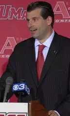 Derek Kellogg was hired at UMass on April 23.