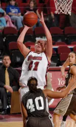 Kate Mills will continue her basketball career in Pamplona, Spain.