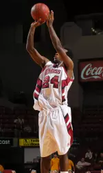 Freddie Riley had 17 points for the Minutemen on Saturday