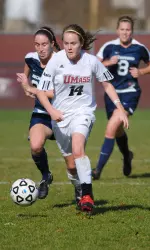Junior Therese Smith leads UMass in scoring.