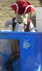 Sam falling into the dunk tank at ESPN.