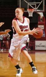 Megan Zullo poured in 20 points and shot 6-for-8 from three against Quinnipiac.