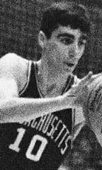 Joe DiSarcina will be inducted into the New England Basketball Hall of Fame on Oct. 9.