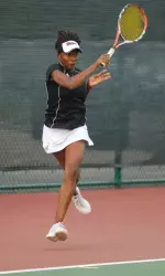 Candynce Boney took Yale's Jessica Rhee to a third set tiebreak.