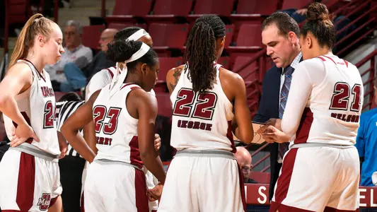 WBB Huddle UMass Lowell