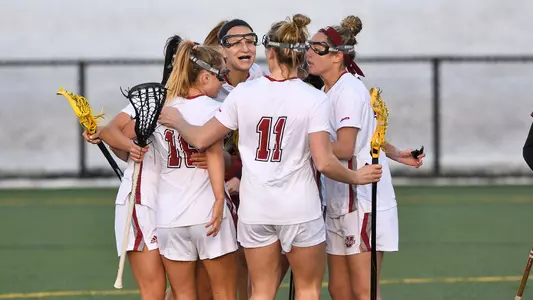 Team Huddle (2019 women's lacrosse)