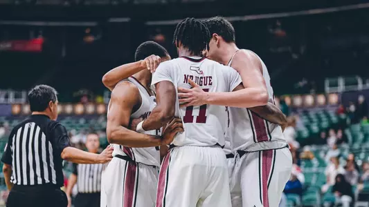 MBB23 - Team Huddle vs Georgia Tech