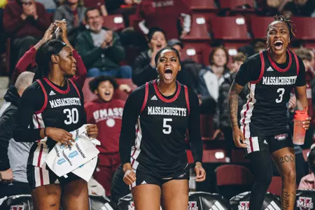 WBB_Team_Celebration
