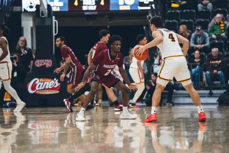 MBB_Curry_Loyola_Chicago