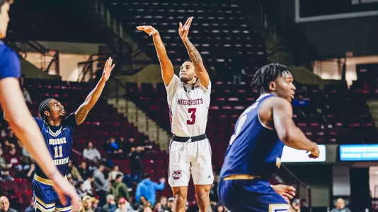 MBB23-Diggins three vs. GW