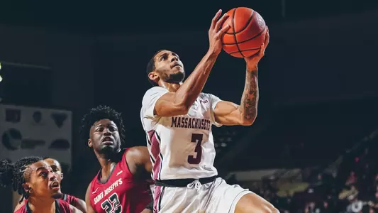 MBB23 - Diggins layup vs. Saint Joseph's