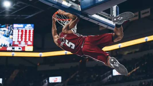 MBB23 - Thompson Dunk at SLU