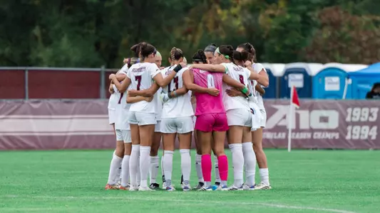 WSOC_Group_Huddle_Team_vsFordham