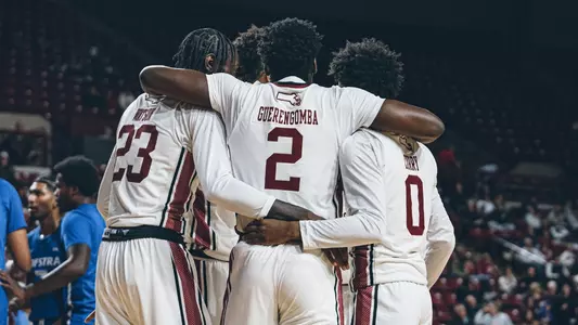MBB24 - Team Huddle vs. Hofstra