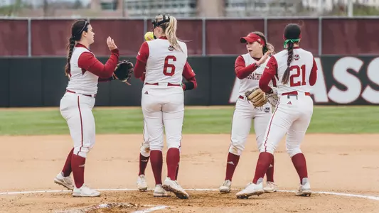 SB24 - Infield Huddle