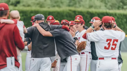 Baseball_Group_vsSLU