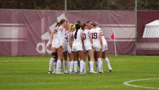 WSOC_Team_Huddle_BGSU