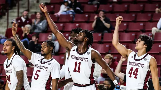 MBB25 - Bench Celebration vs RIC