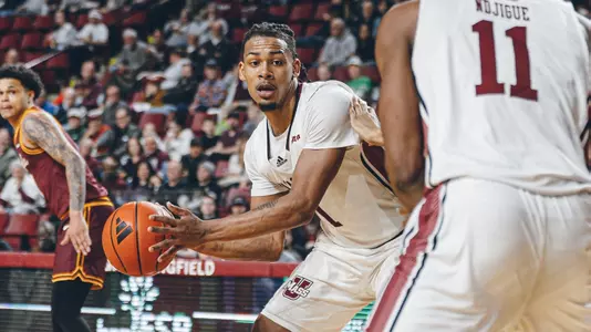 MBB24 - Hankins-Sanford vs Loyola Chicago