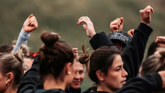 WLAX25 - Warm-Up Team Huddle vs Richmond