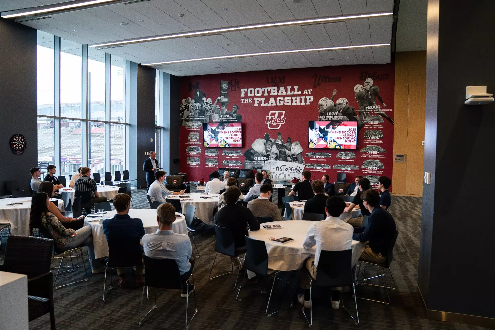 Beginning of Alumni Mentoring panel